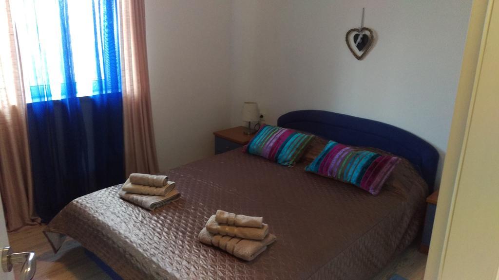 Apartment Casa Eni Drazice Екстериор снимка