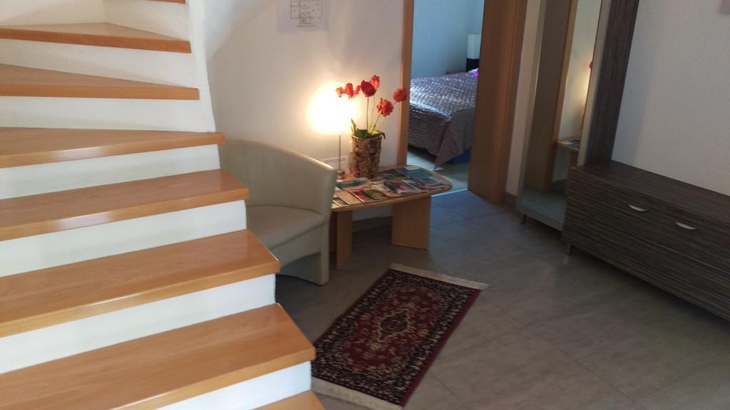 Apartment Casa Eni Drazice Екстериор снимка