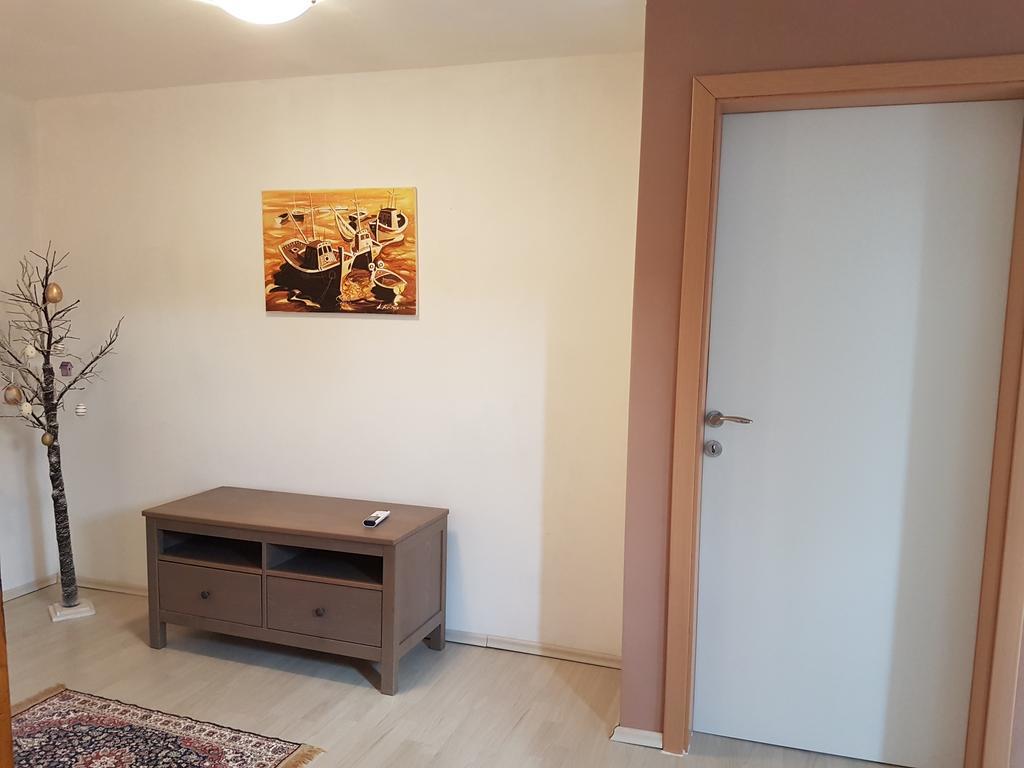 Apartment Casa Eni Drazice Екстериор снимка